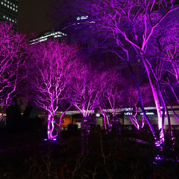Luz rasante feita projetores RGB 